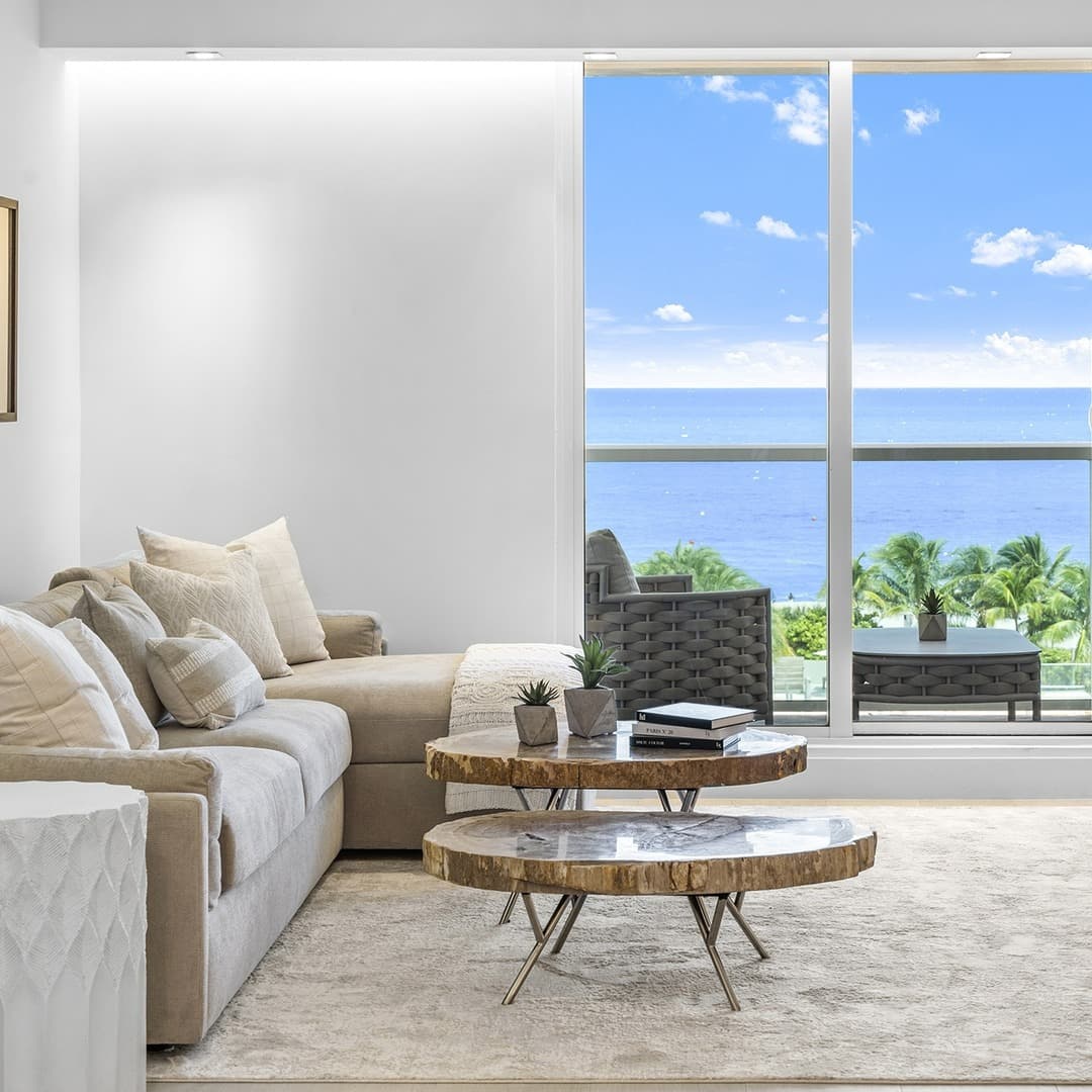 Roney Palace Residence #641 - Image 1