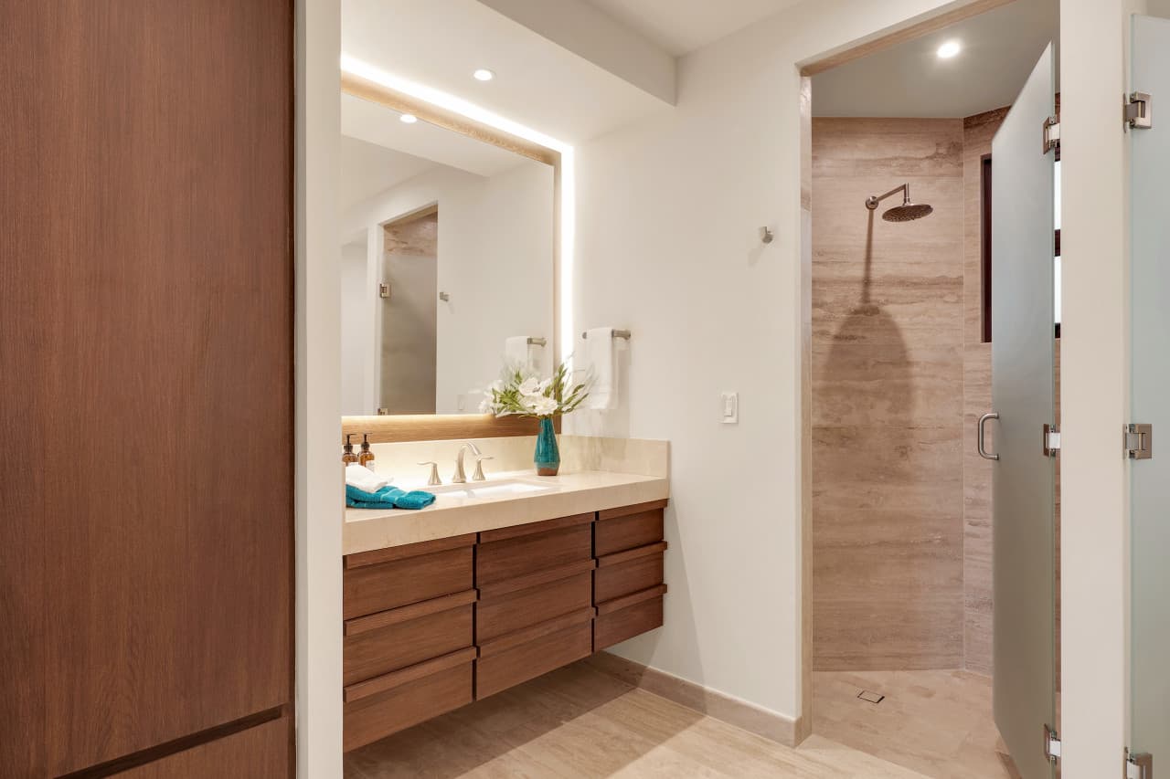 Golfer's Paradise - Image 22