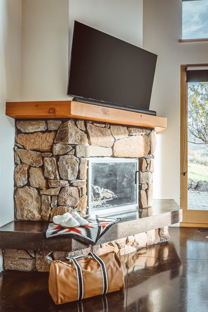 Elkhorn Estate - Image 26