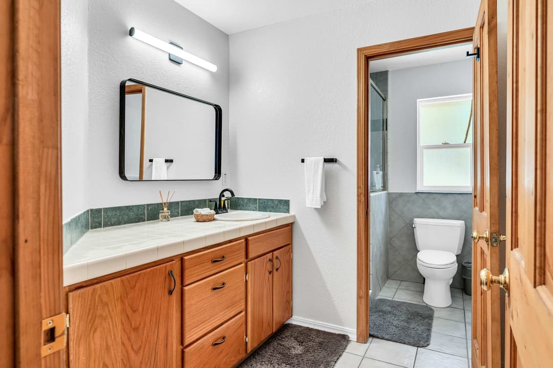 Serene Forest Retreat - Image 20