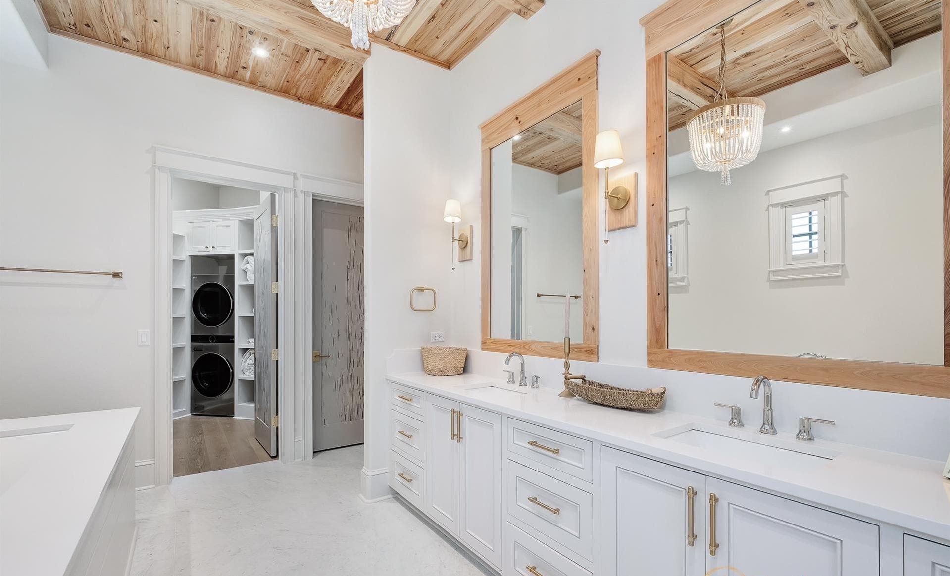 Seawalk Sanctuary - Image 59