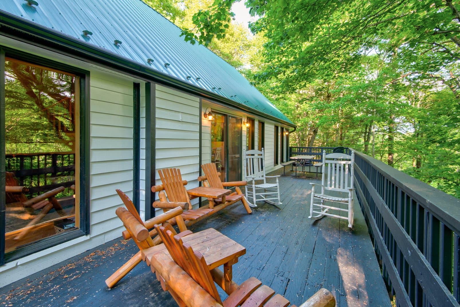 Paws a While - Image 51