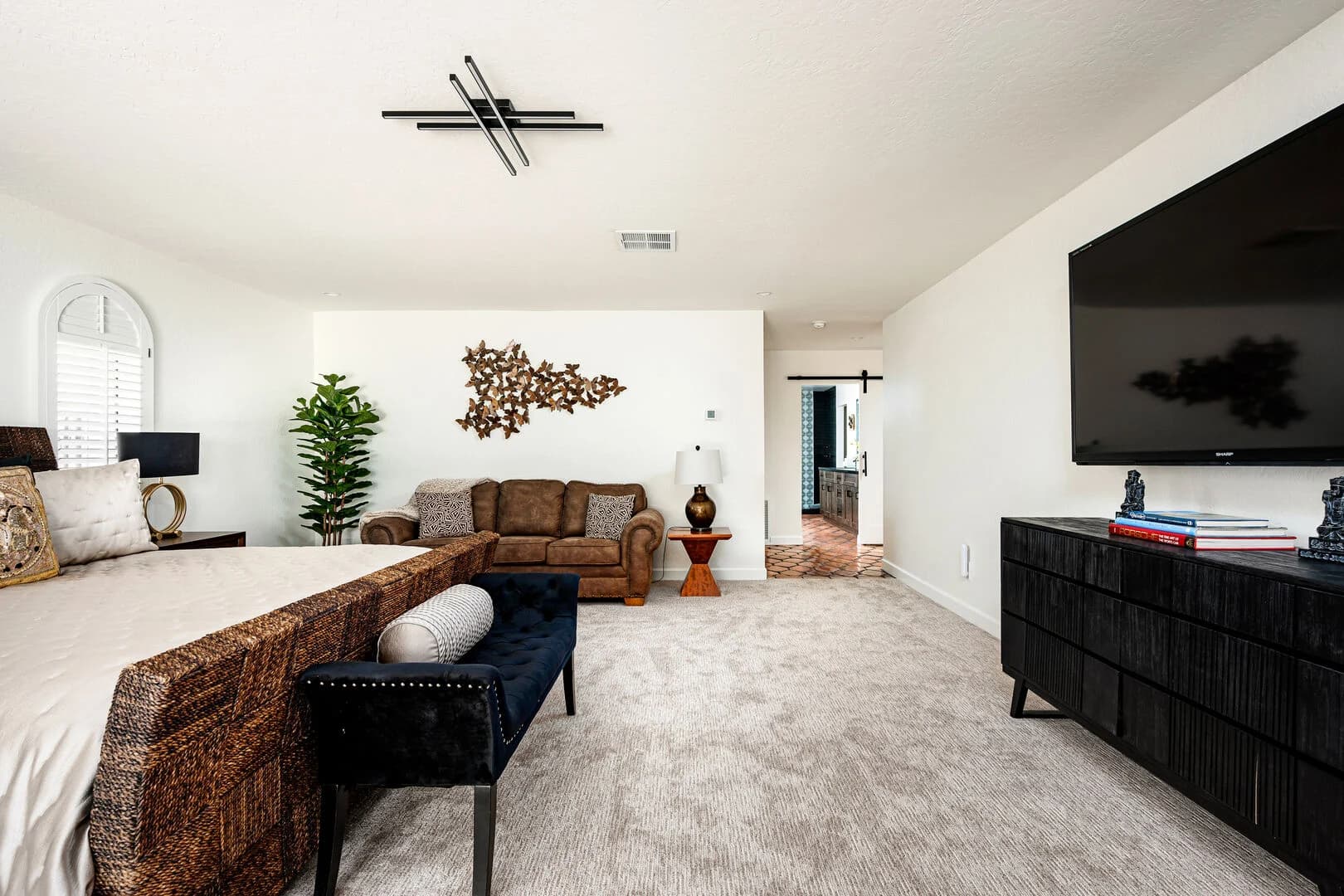 Rock House - Image 20