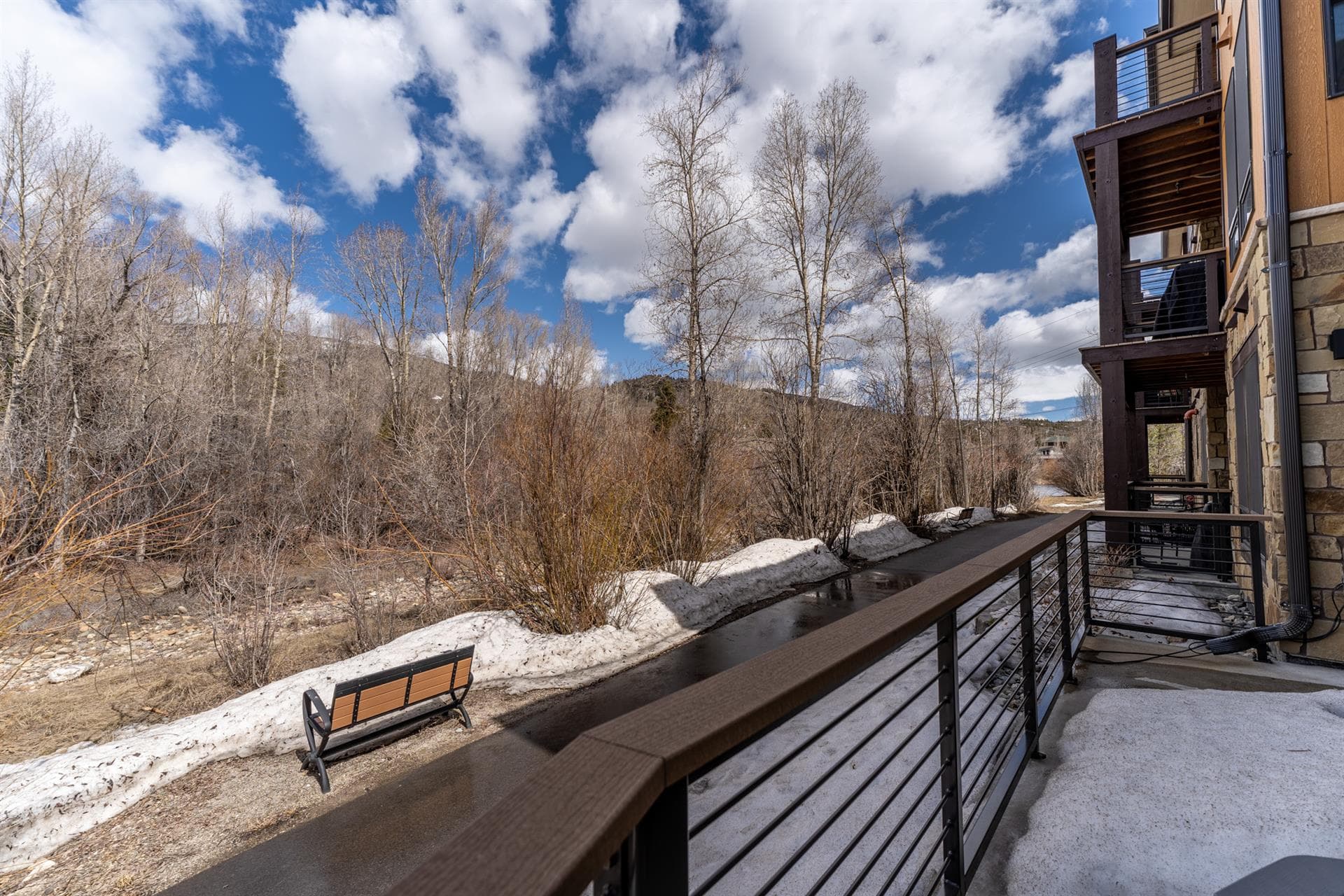 Blue River Haven - Image 12