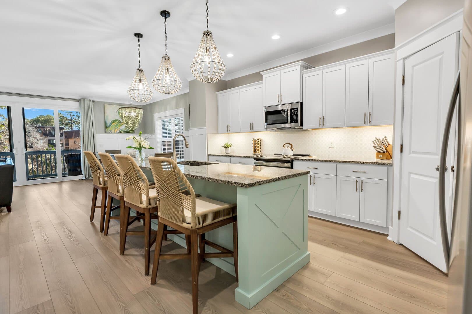 Sunshine Beach Home - Image 5