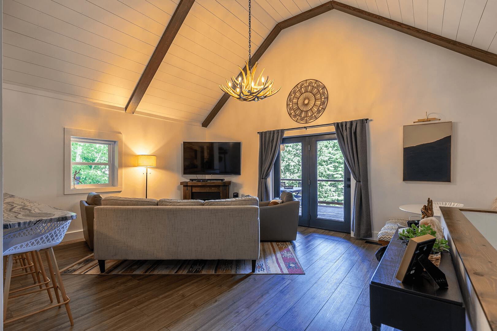 Lark Hollow - Image 4