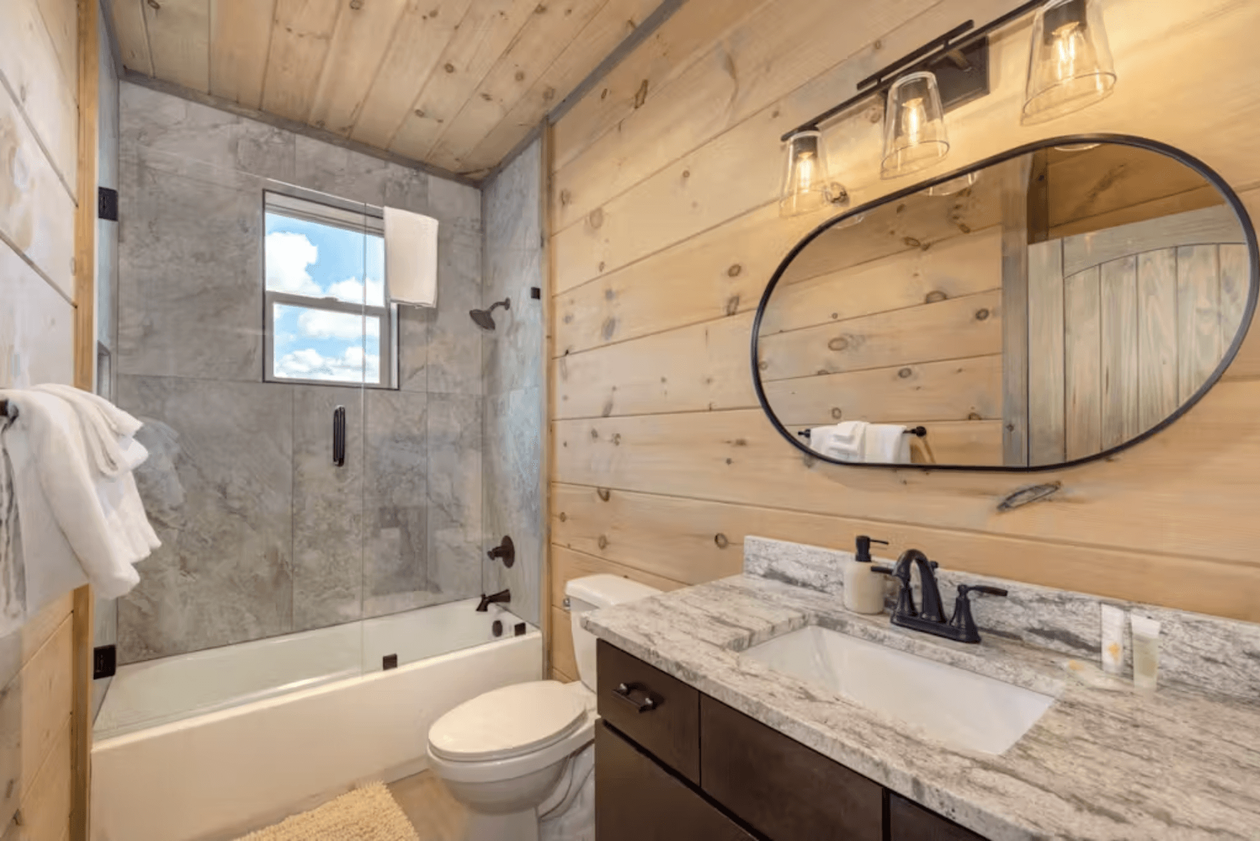 Oasis in the Smokies - Image 20