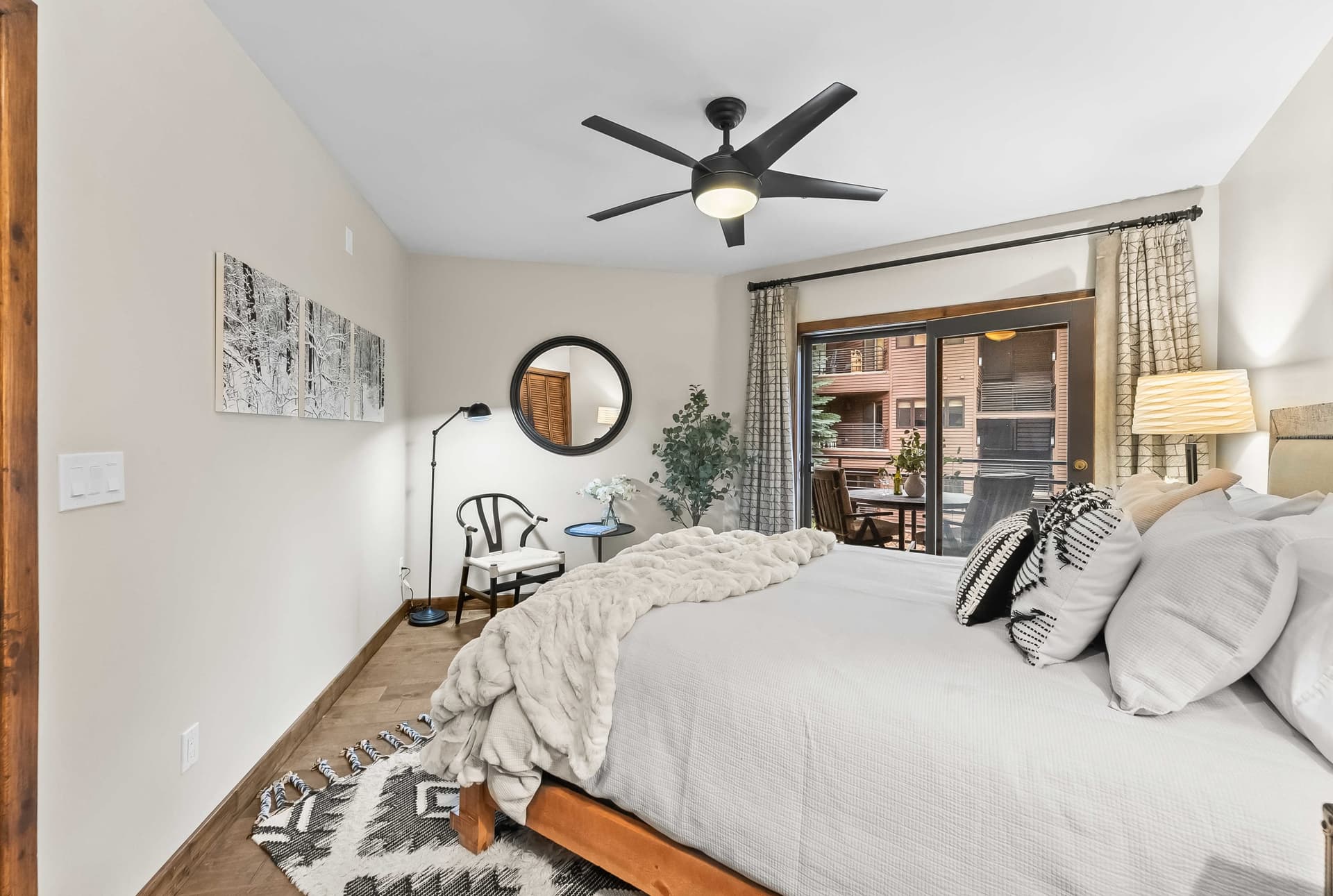 Summit Solace Chalet - Image 10