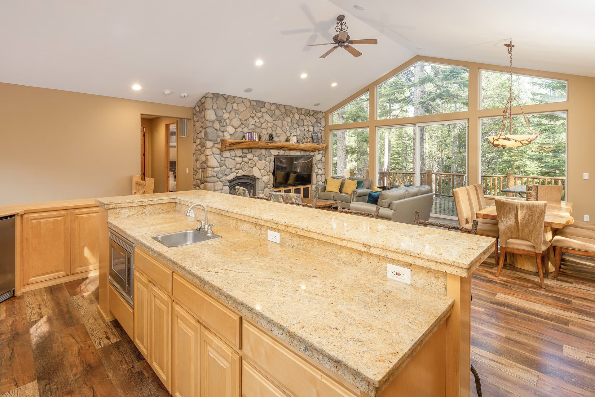 Tahoe Getaway House - Image 10