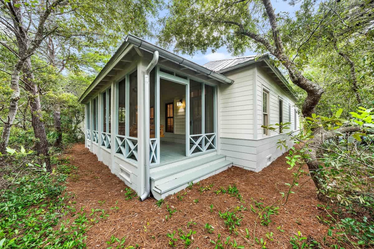 Story House - Image 22