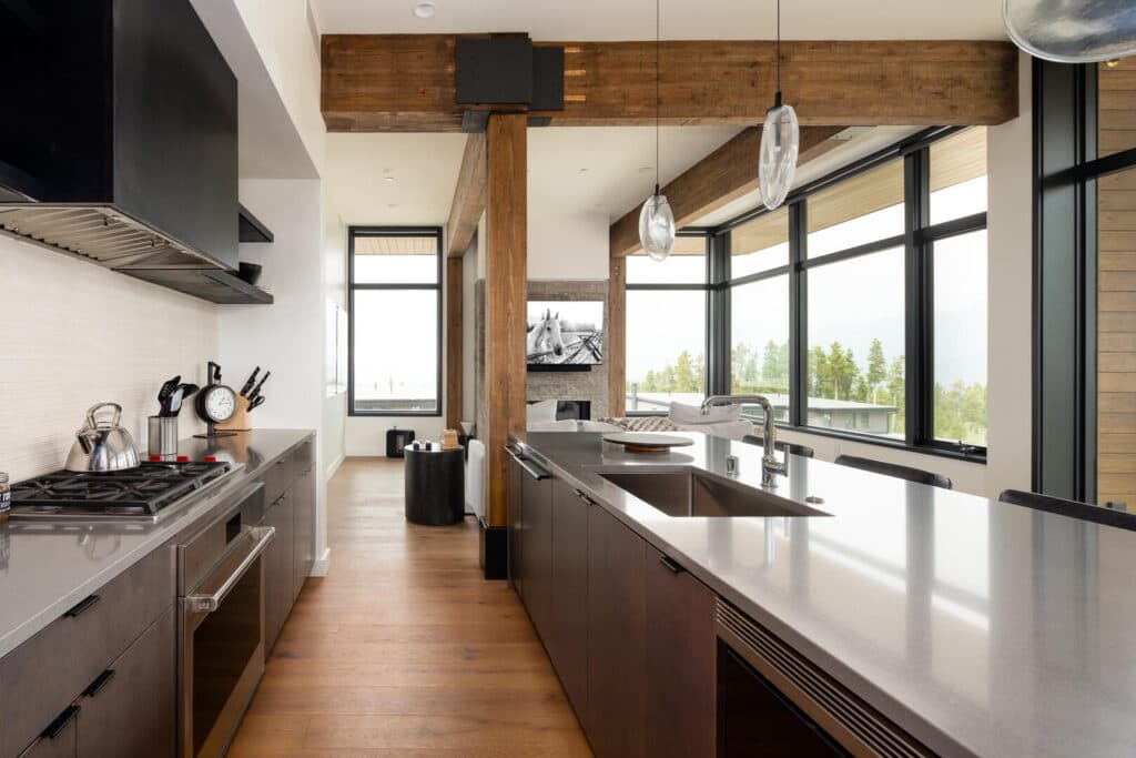 Lakelodge Home - Image 3