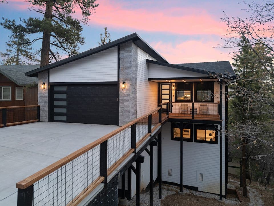 Bear's Retreat - Image 40