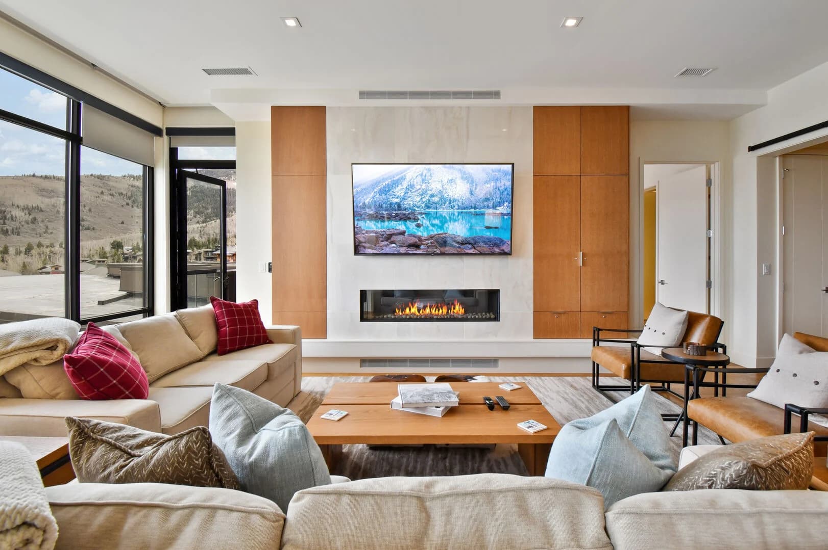 Lift Residence #602 - Image 4