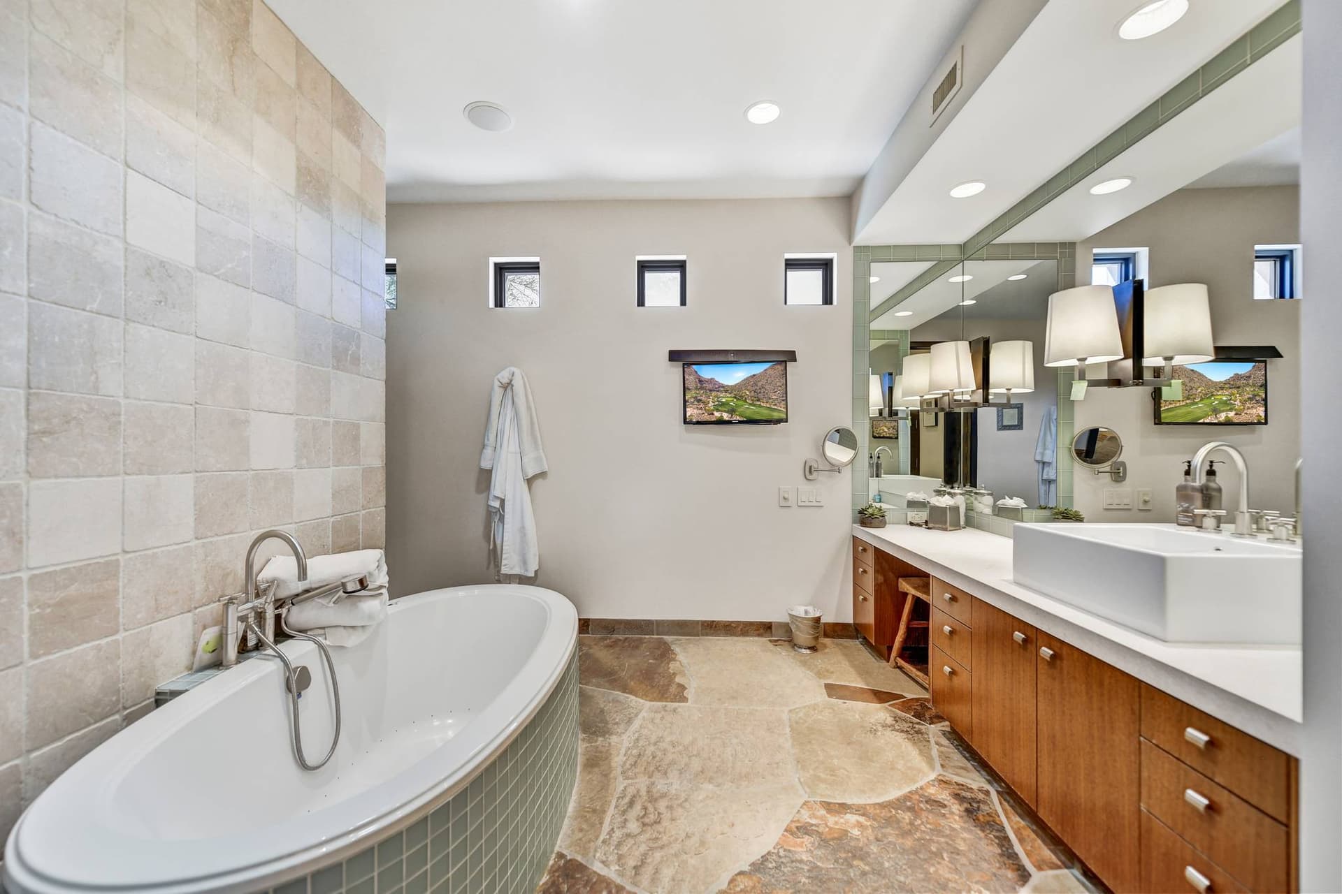 Scottsdale Desert Oasis - Image 35