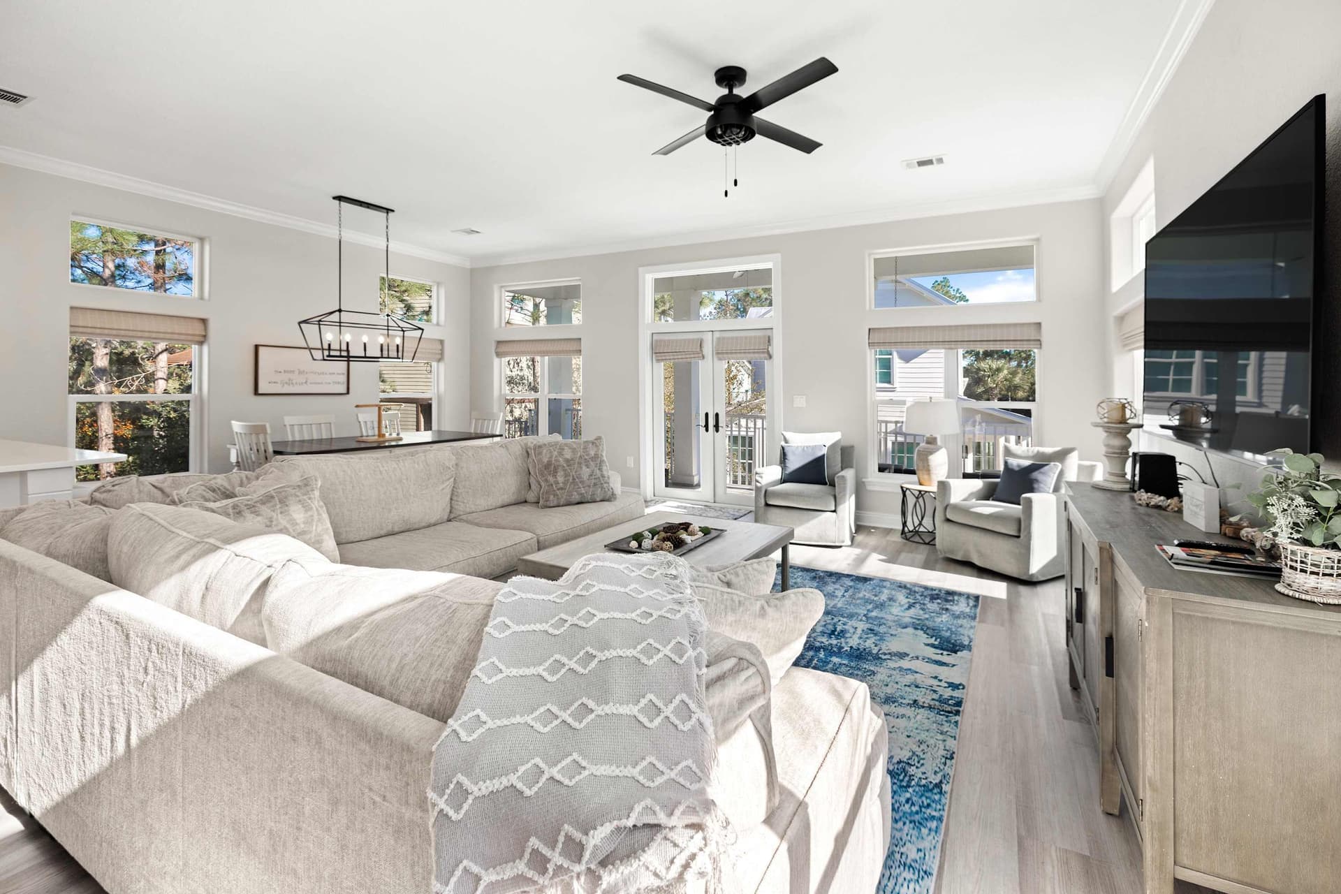 Gulf Coast Retreat - Image 4