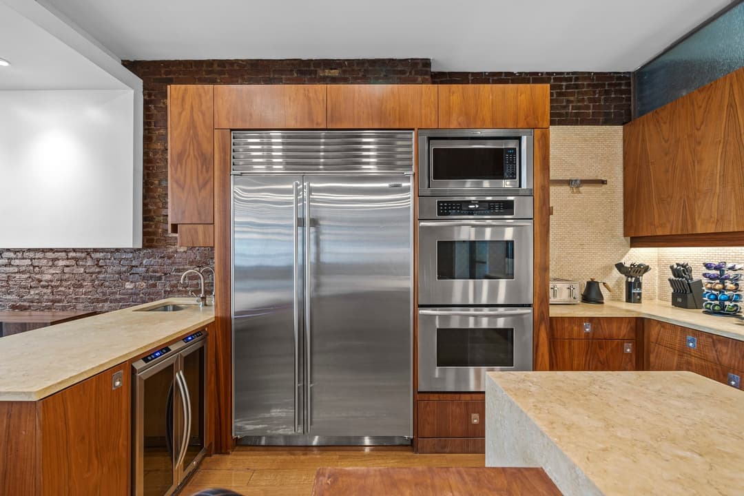 Rialto VI - Image 13