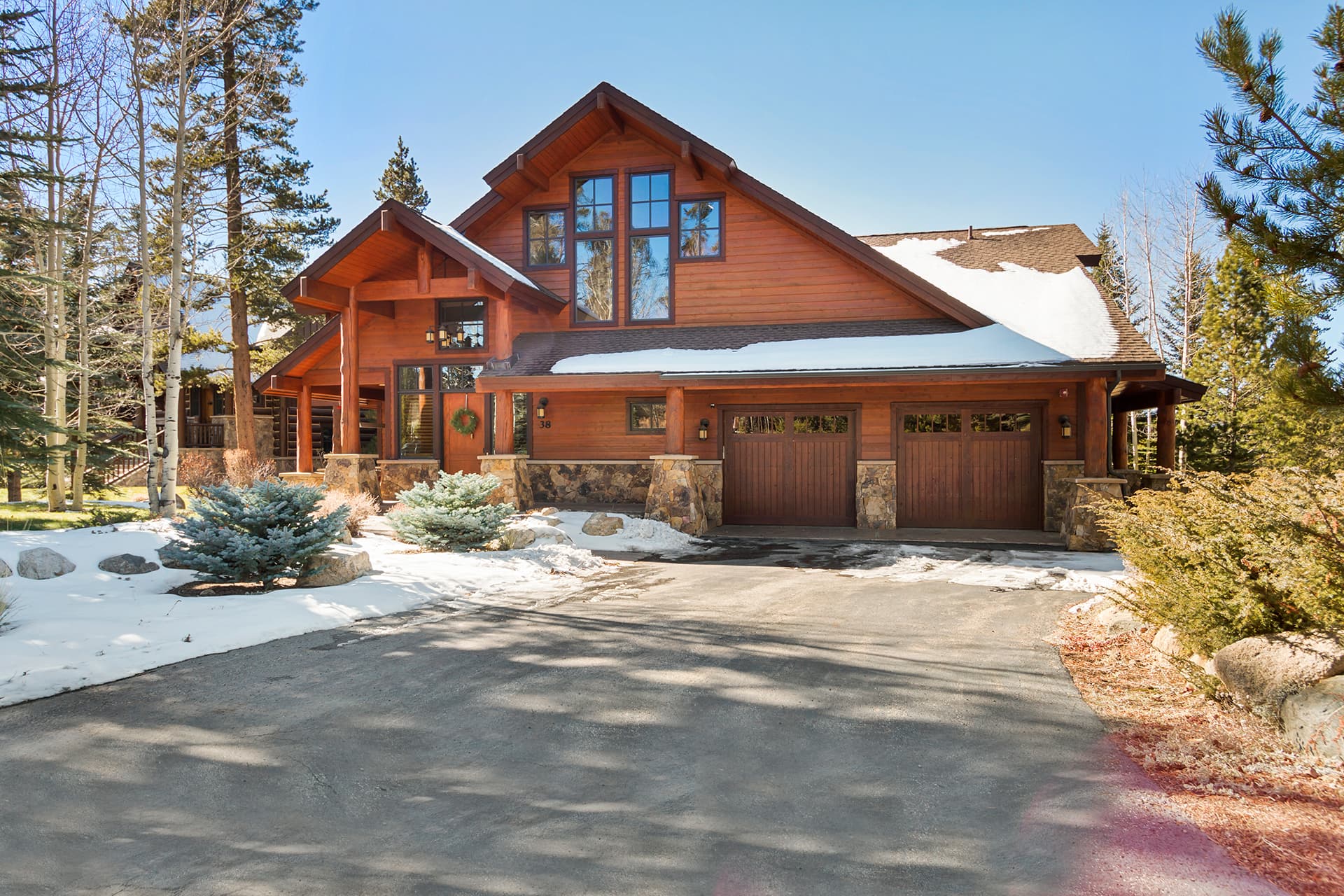 Twin Peaks Lodge - Image 36