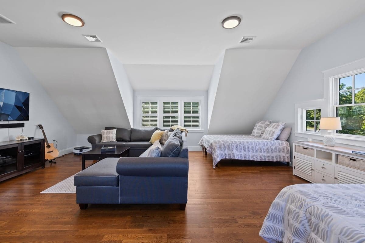 Cape House - Image 18