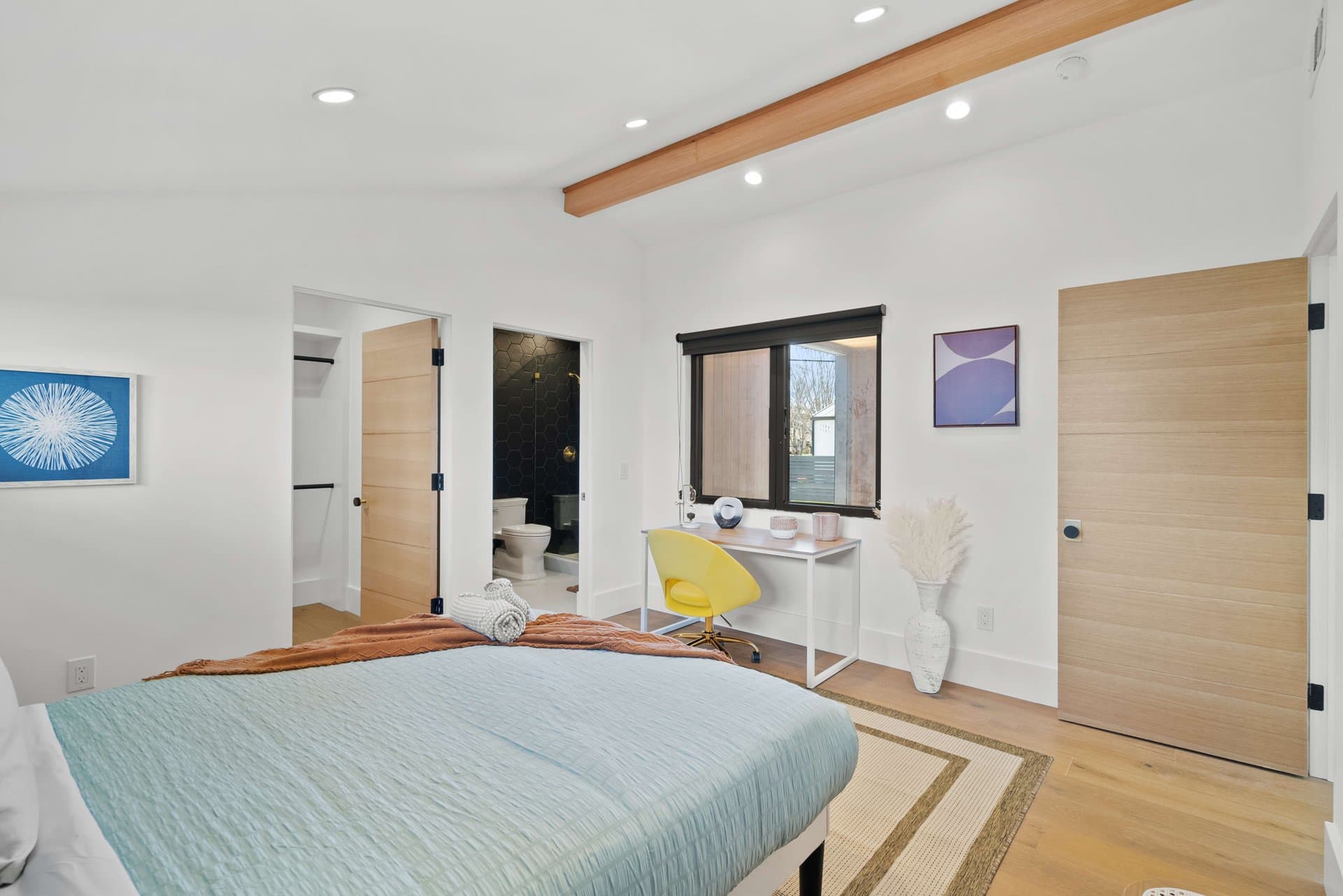 Lake Street - Image 27