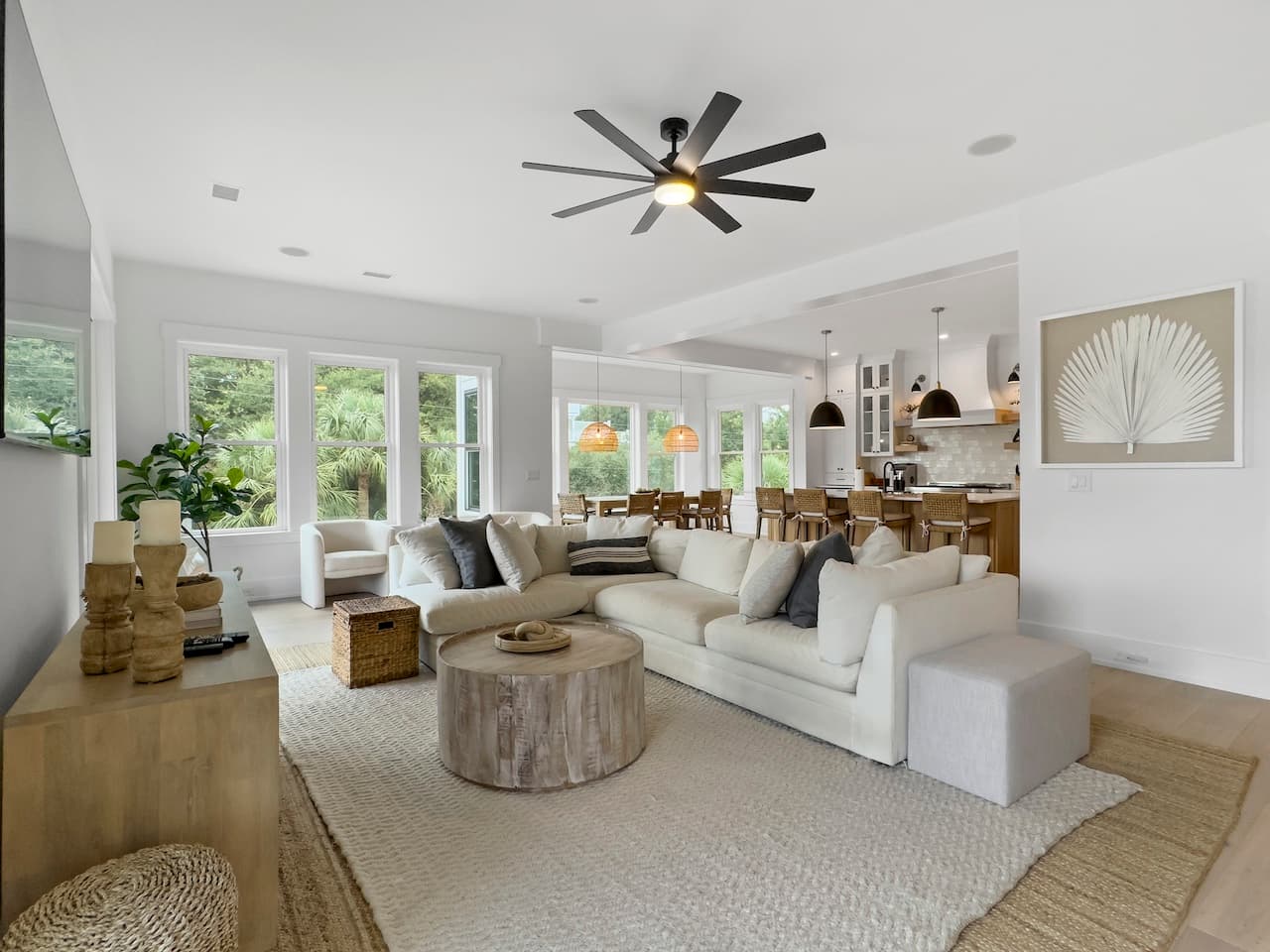 Amalfi Palms - Image 4