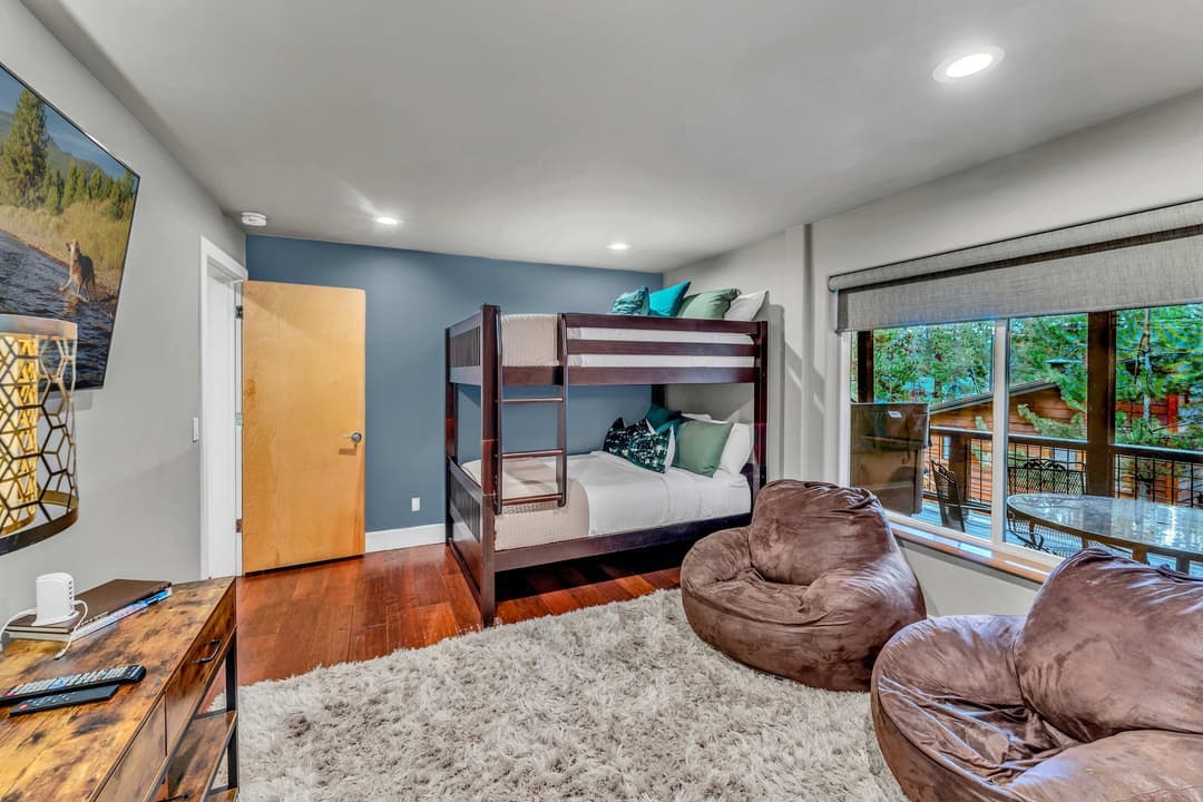 Upscale Incline Village Home - Image 18