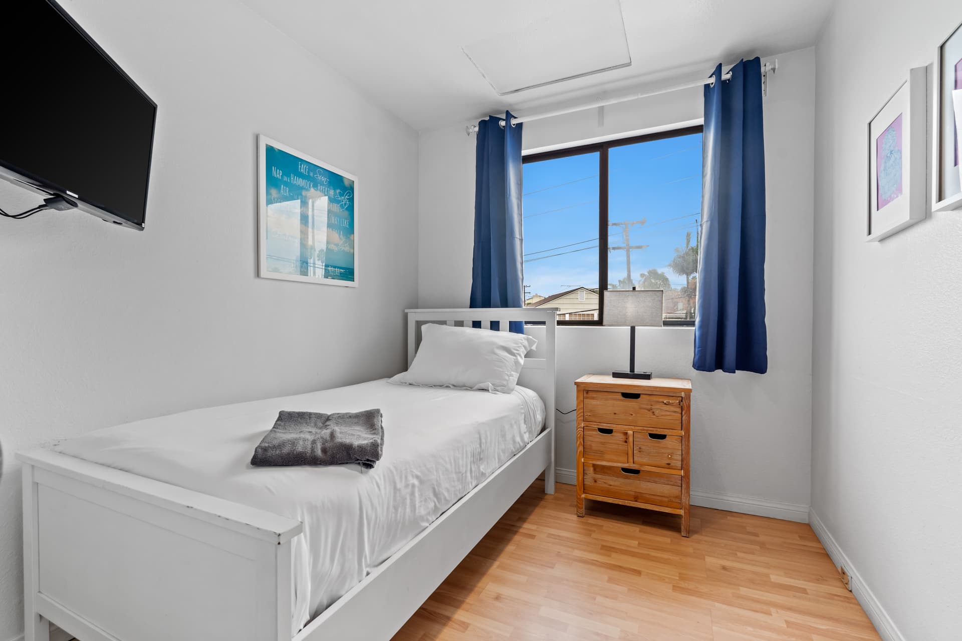 Ocean Front Escape - Image 16