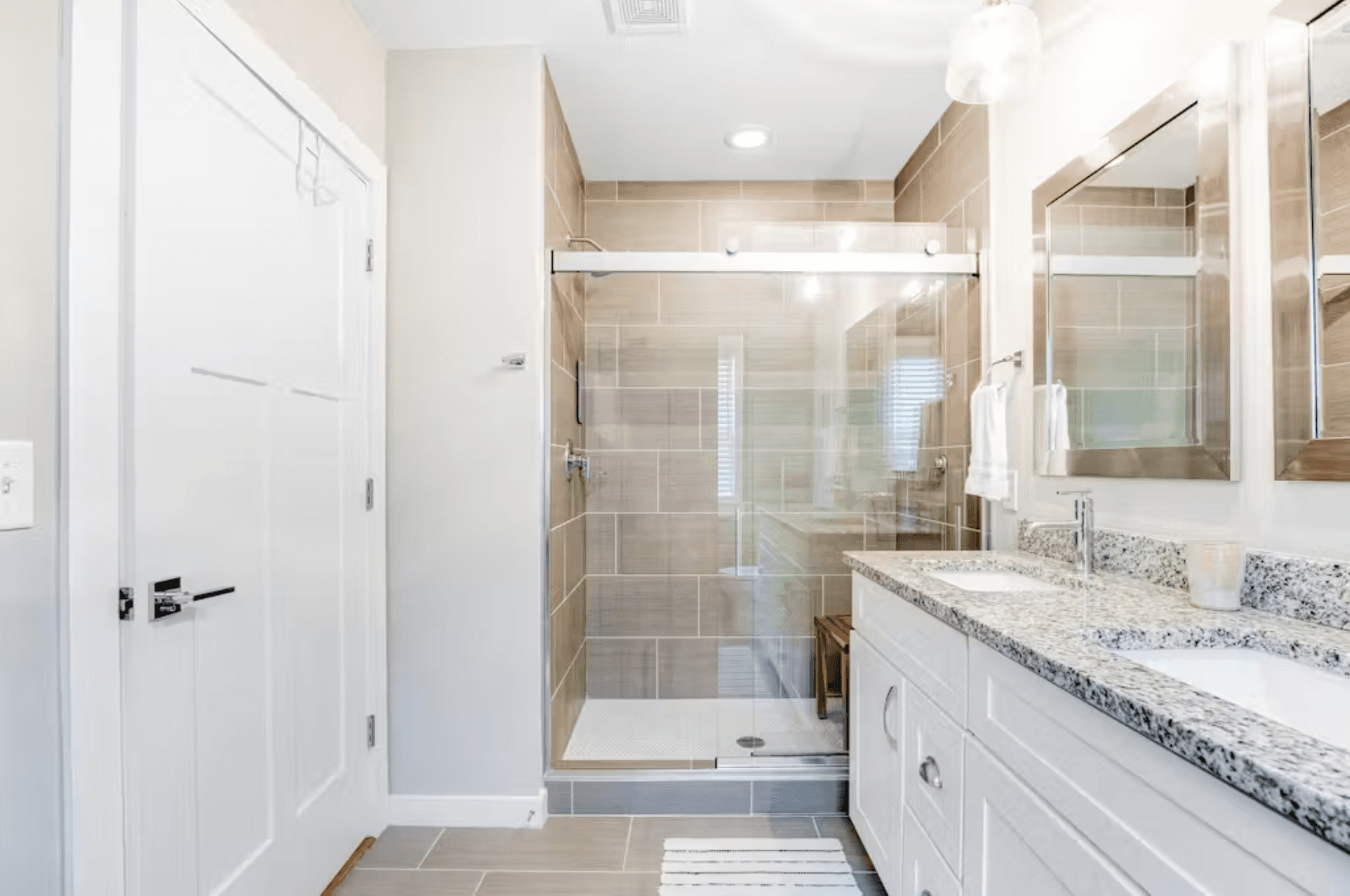 Sleek Cottage - Image 13