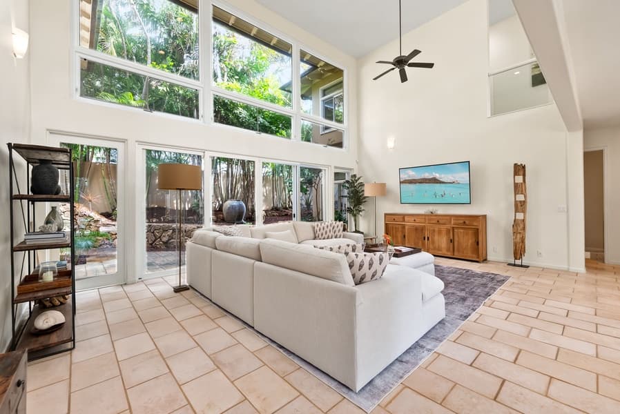 Diamond Head Luxe - Image 3