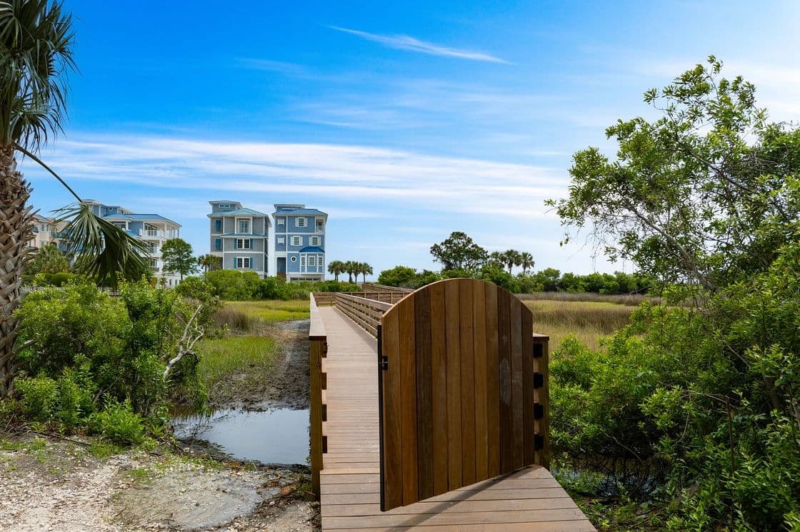 Bradley Circle #30 - Image 5