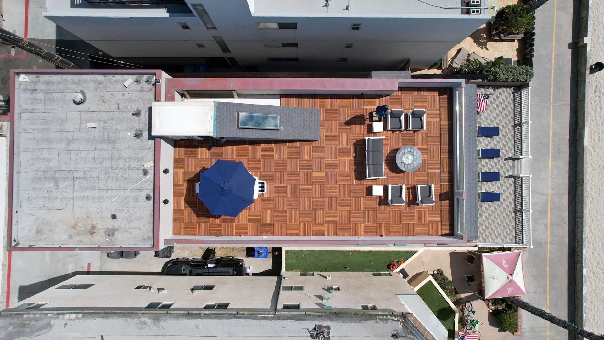 Oceanfront Paradise #2 - Image 29