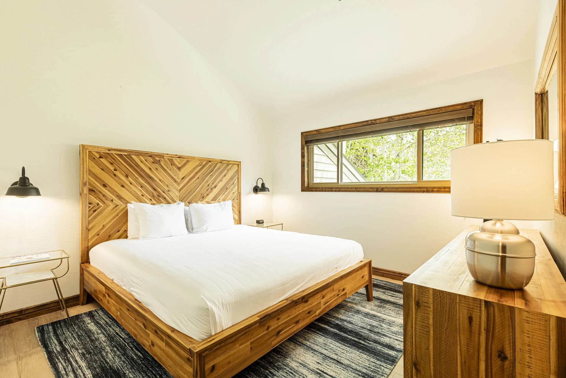 Fawngrove Woodland Escape - Image 27