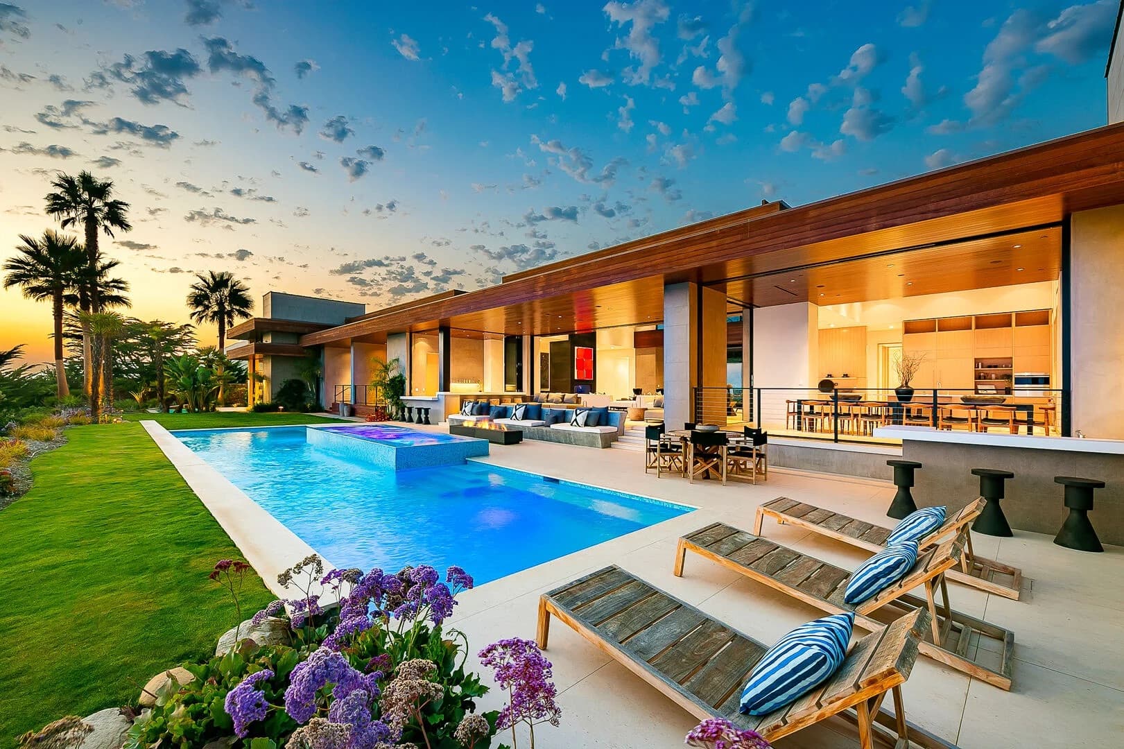 Malibu Beach Oasis - Image 14