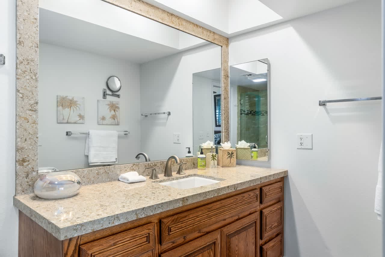 Desert Flower Condo - Image 24