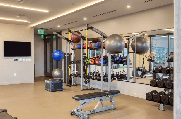 Emos Residence - Image 21