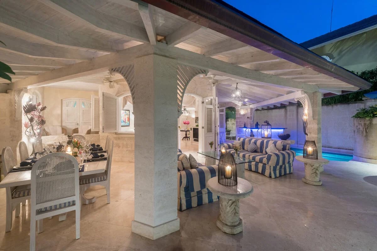 Red Hibiscus Home - Image 2