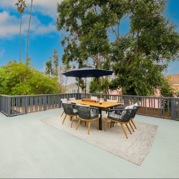 Retreat Compound - Image 22