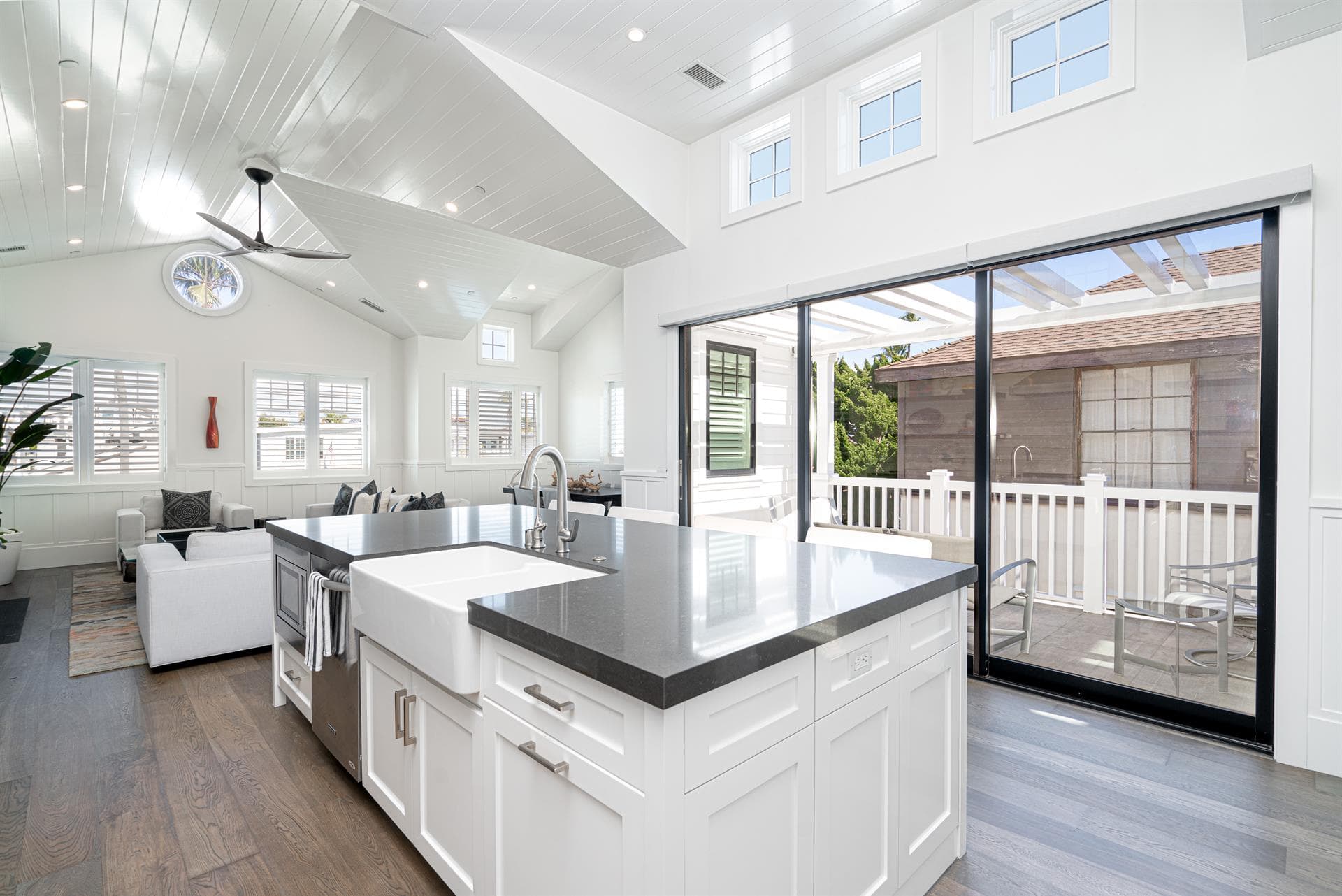 Peninsula Pearl - Image 23