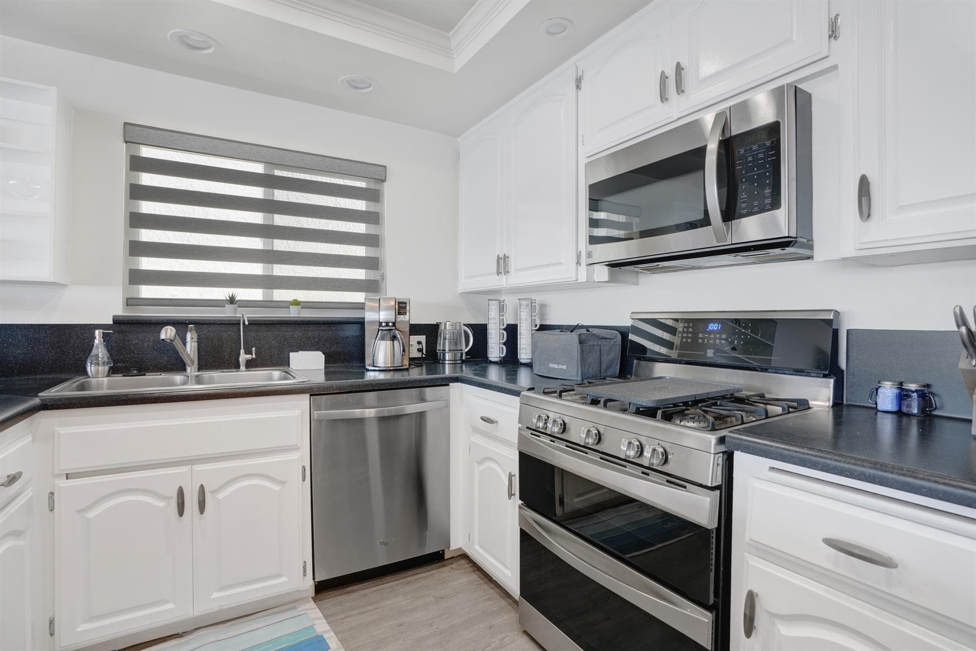 Marina Muse - Image 10