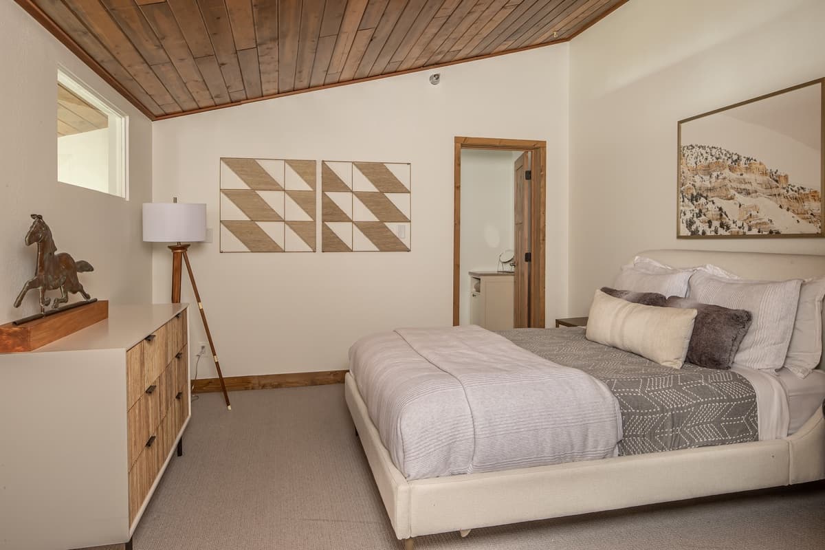 North Summit - Image 18