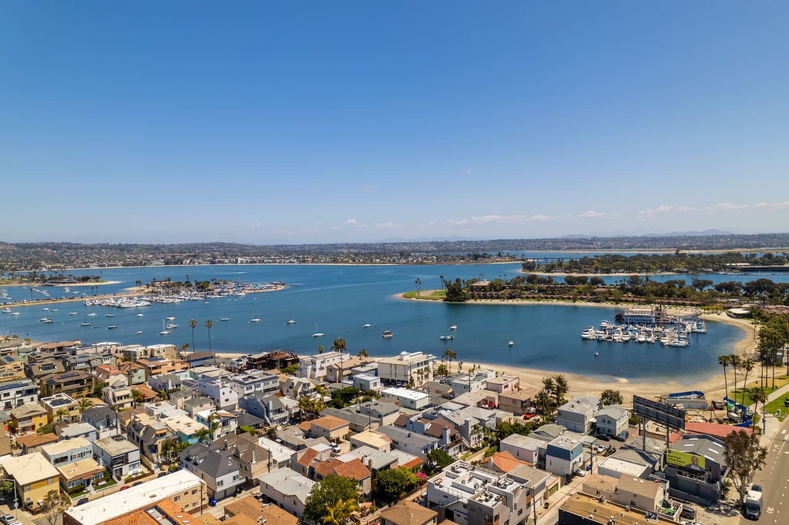 Island Paradise - Image 32