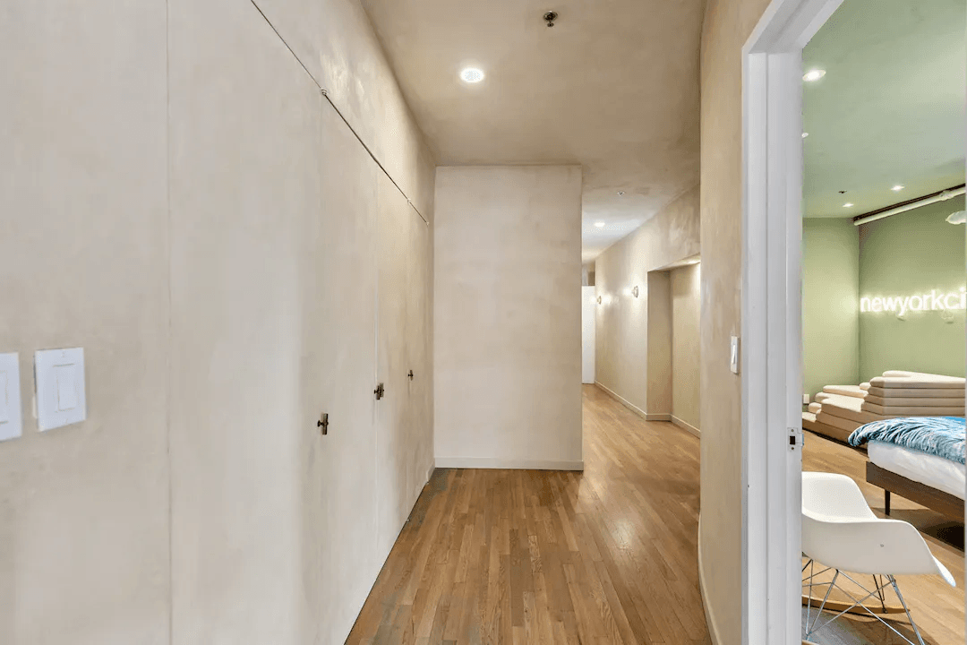 Vanderbilt Residence - Image 21