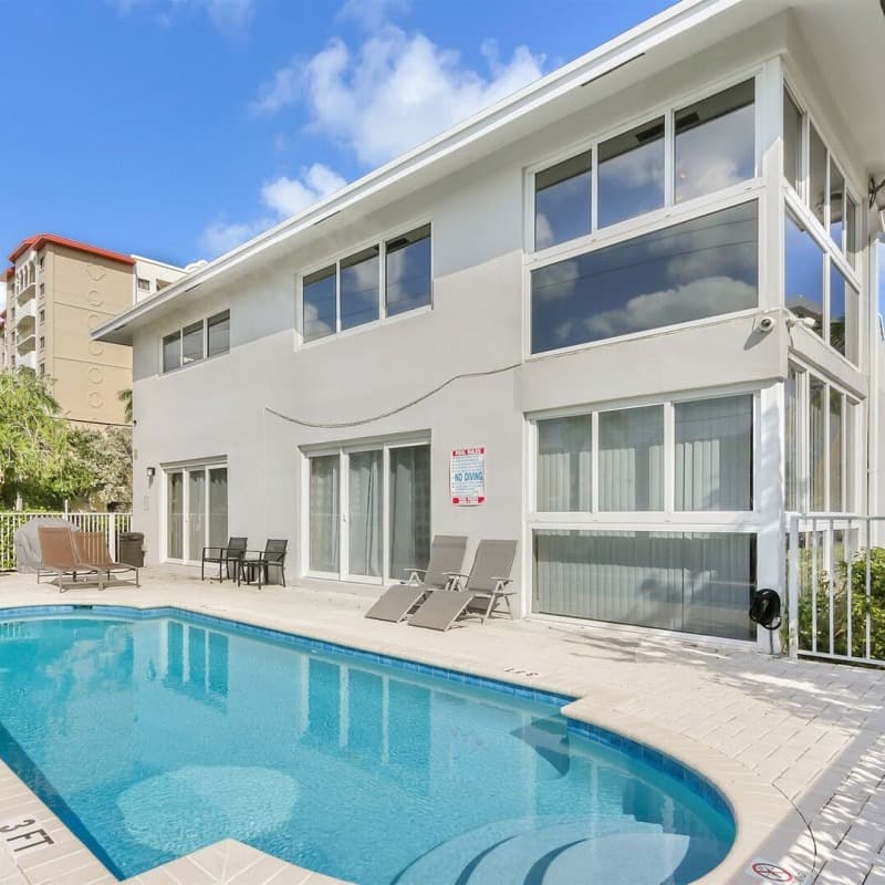 Sunny Home - Image 1