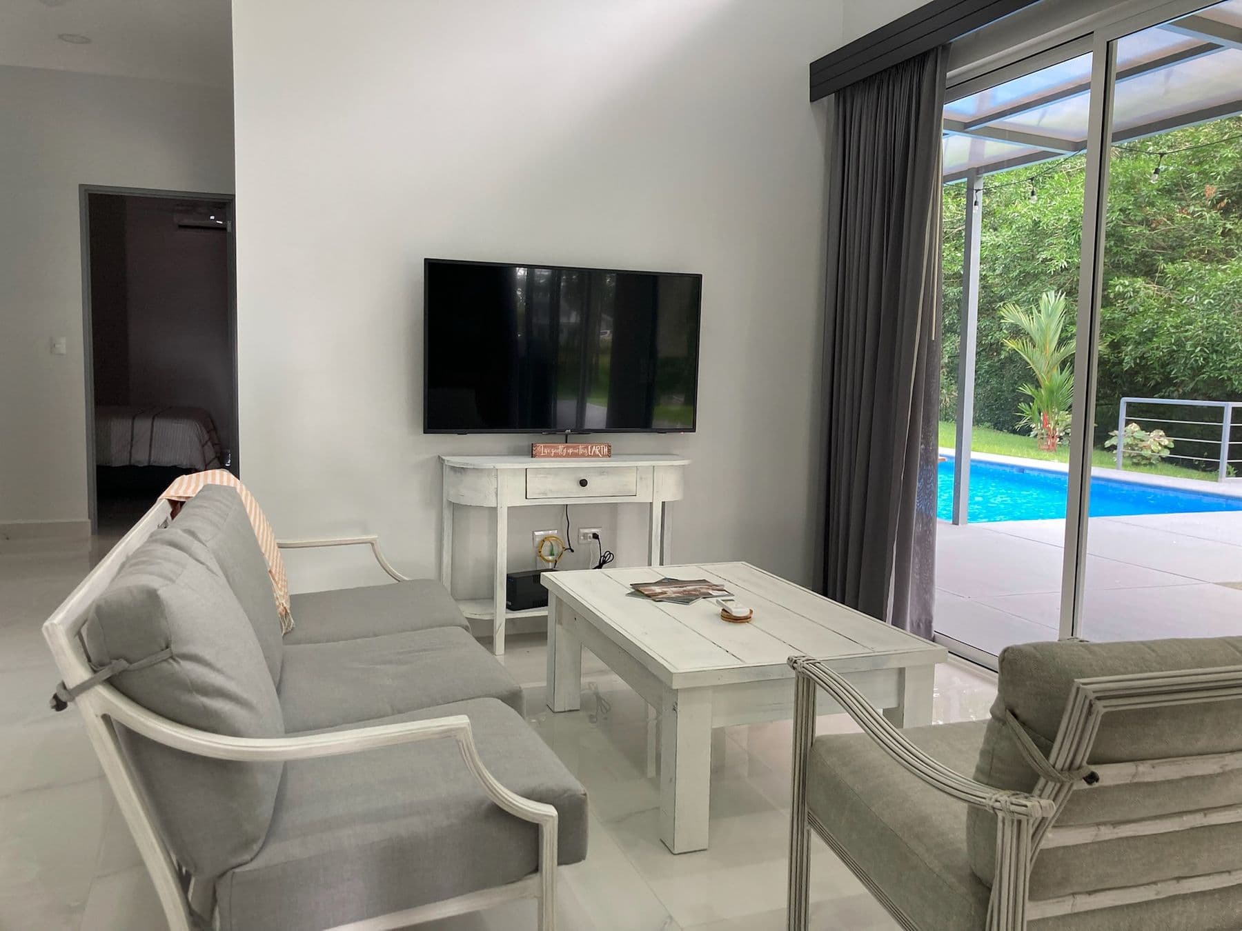 South Family Home - Image 2