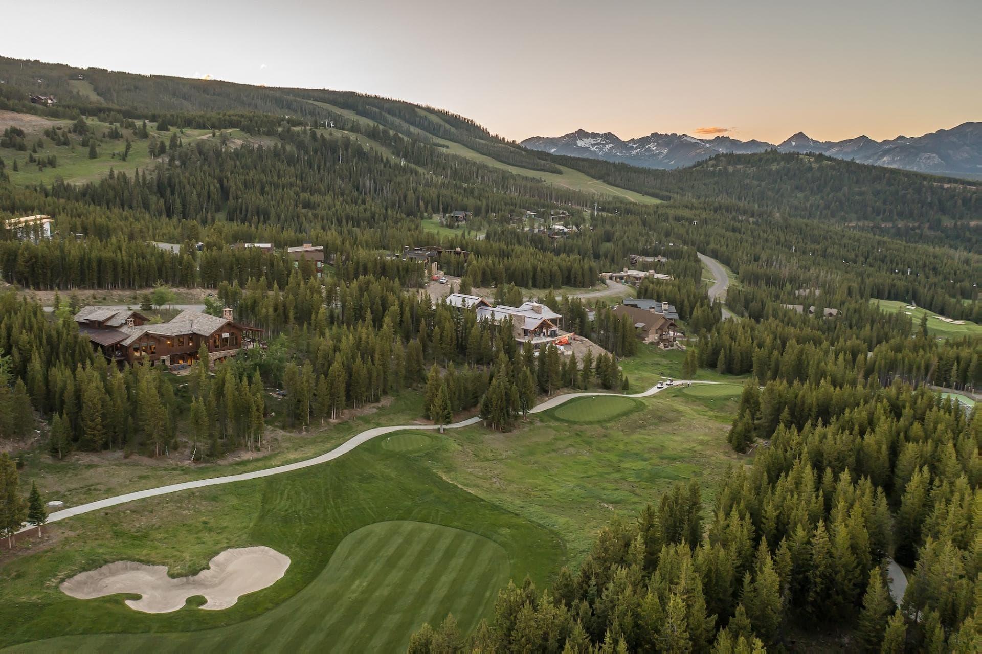 Last Best Chalet - Image 74