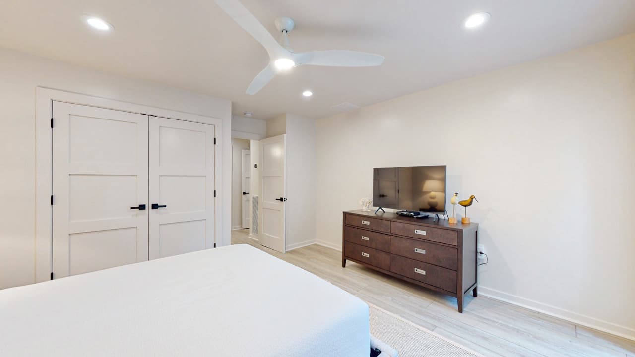 Blue Cove House - Image 18