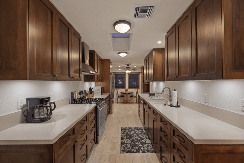 Wells in La Rocca - Image 8