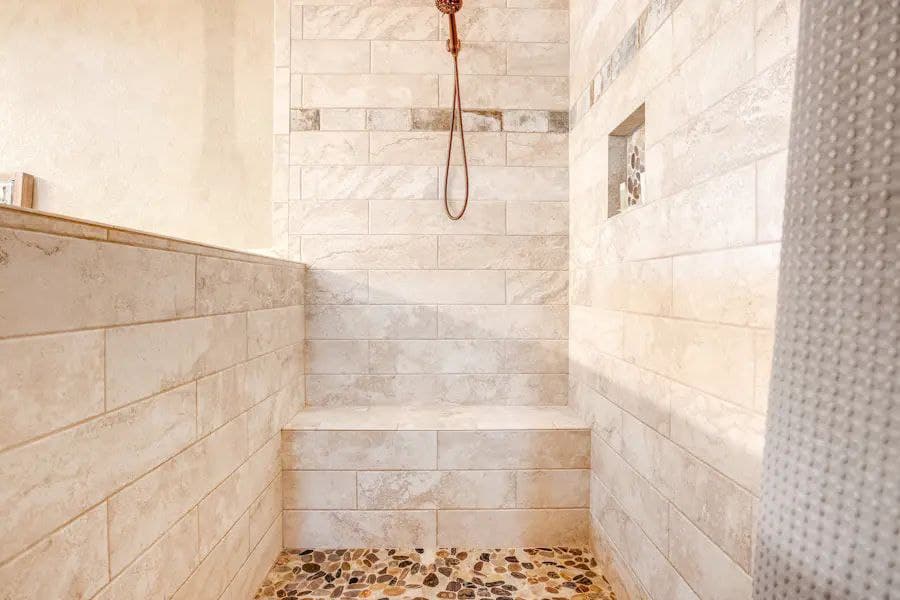 The Escape at Hilltop - Image 12