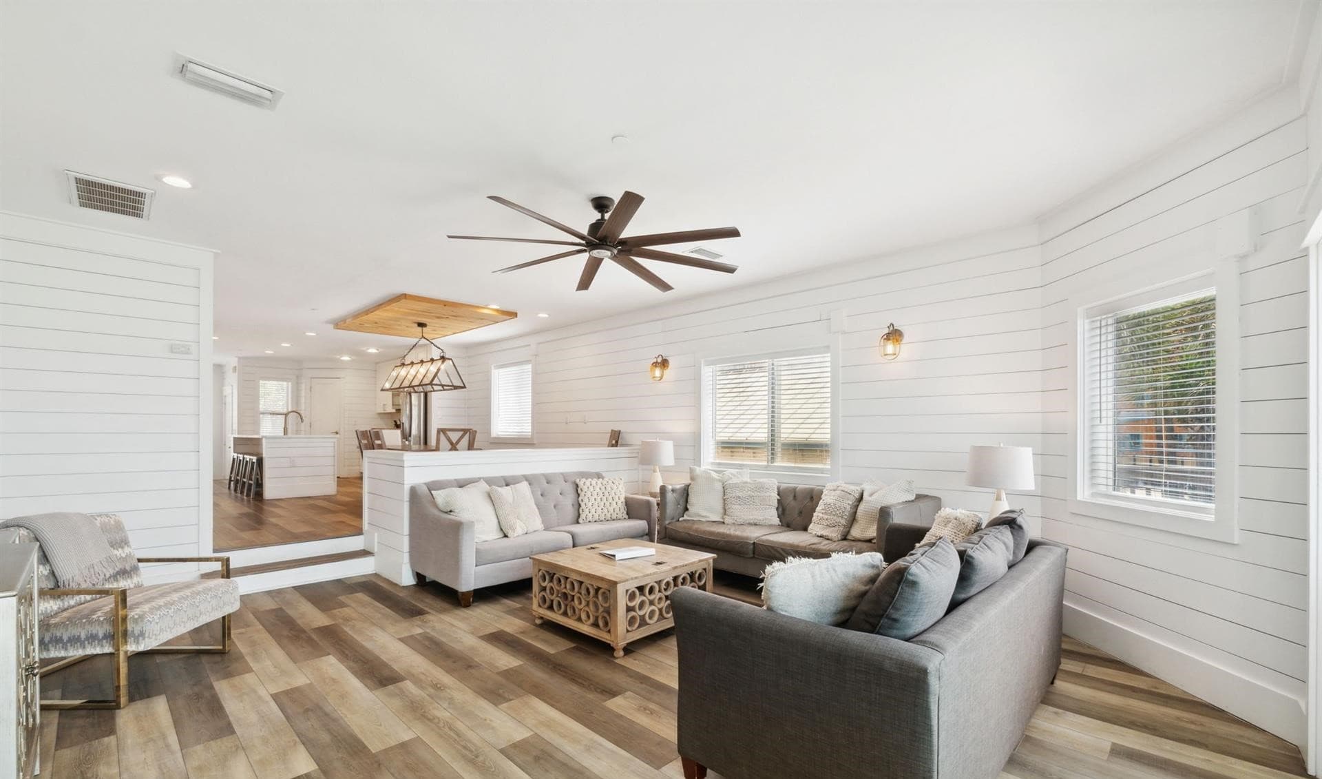 Silver Beach Retreat - Image 9