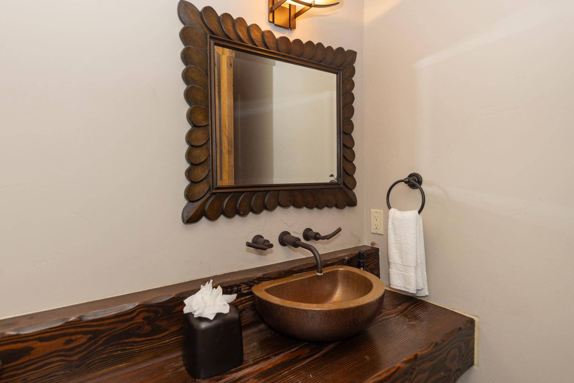 Lewis Ranch House - Image 16