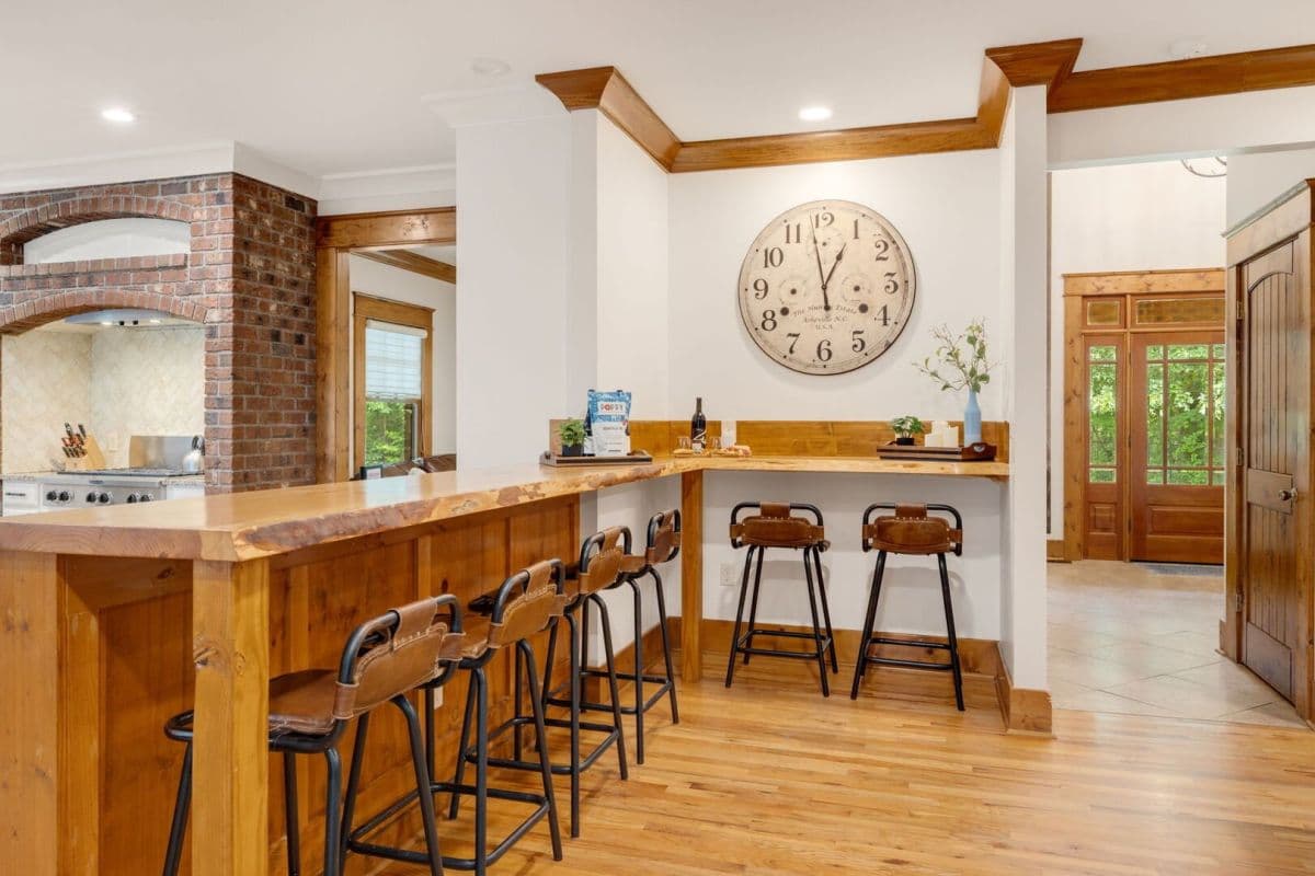 The Huntly Estate - Image 78